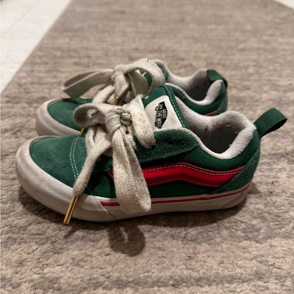 Vans knu skool Kids Green and pink Sneakers sz 1